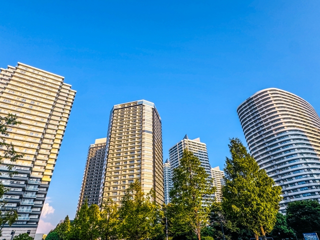 頼み方は超簡単！タワーマンションへのチラシ配布依頼方法